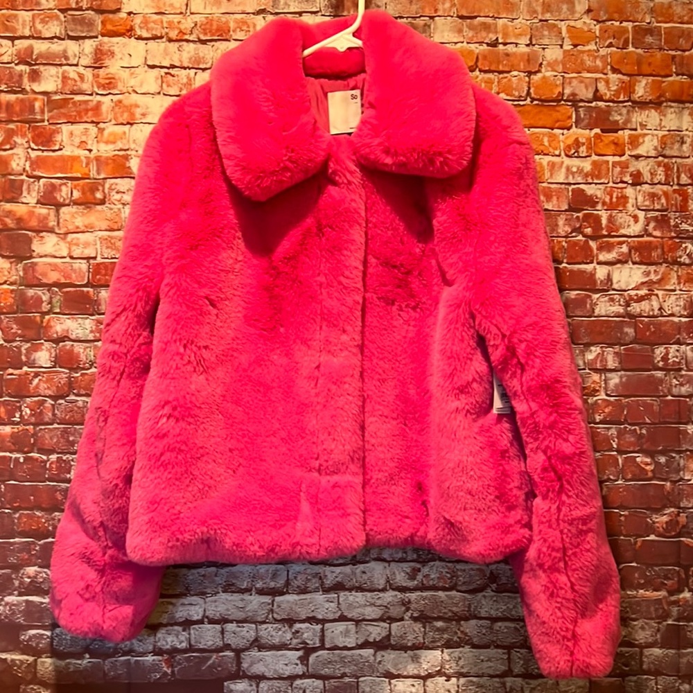 Adorable NEON PINK CROPPED COAT size L